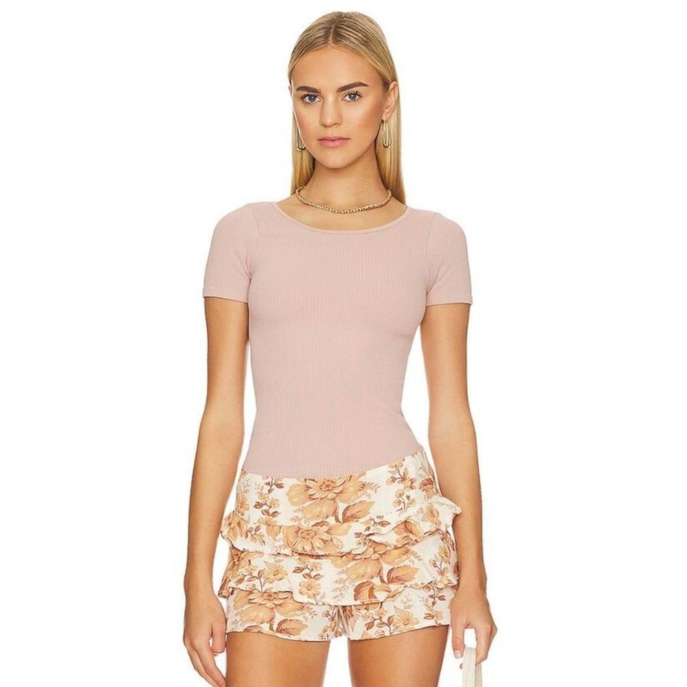 Free People XYZ Ribbed Stretch Knit Short Sleeve Baby T-Shirt Neutral Pink NEW